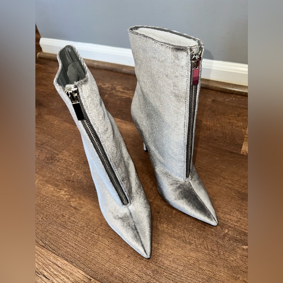 JustFab Ivy Booties - Picture 5 of 7